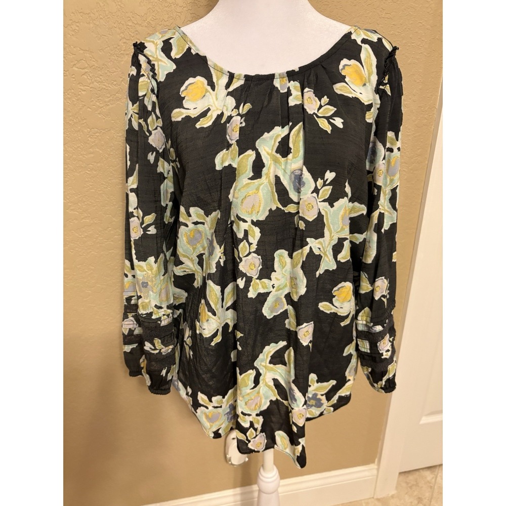 LC Lauren Conrad Black Floral Print Long Sleeve Blouse,‎ Size M